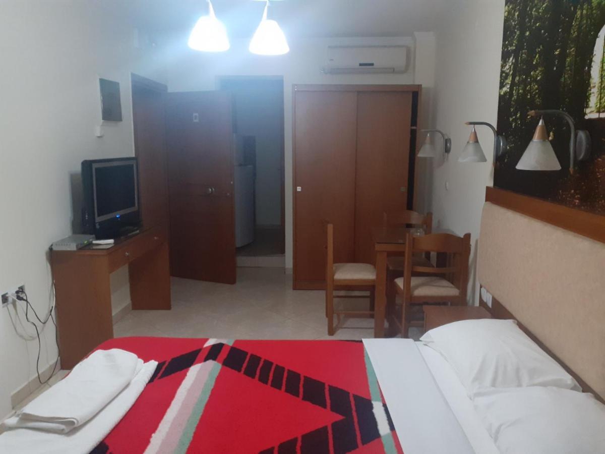 Balkan House 波托什 外观 照片